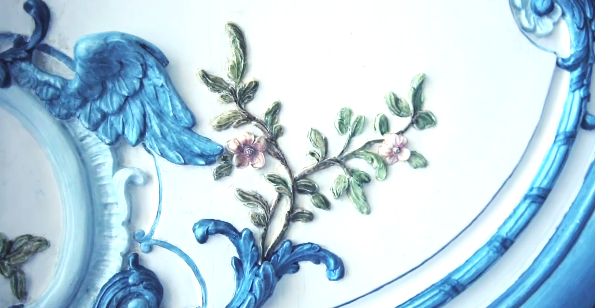 Restauration palace of-versailles dolphin bibliotec