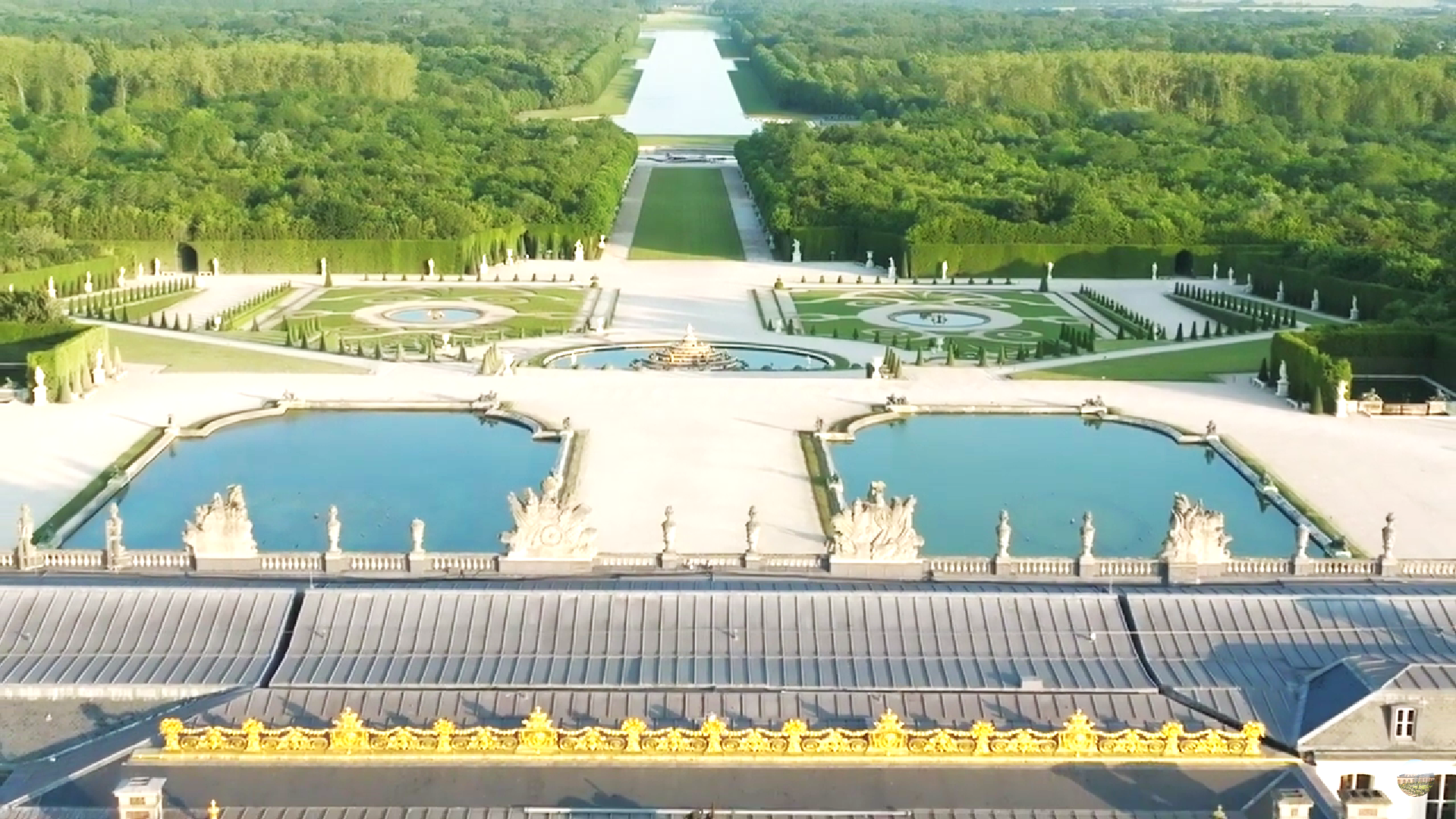 Palace of Versailles & Gardens, Restauration & History